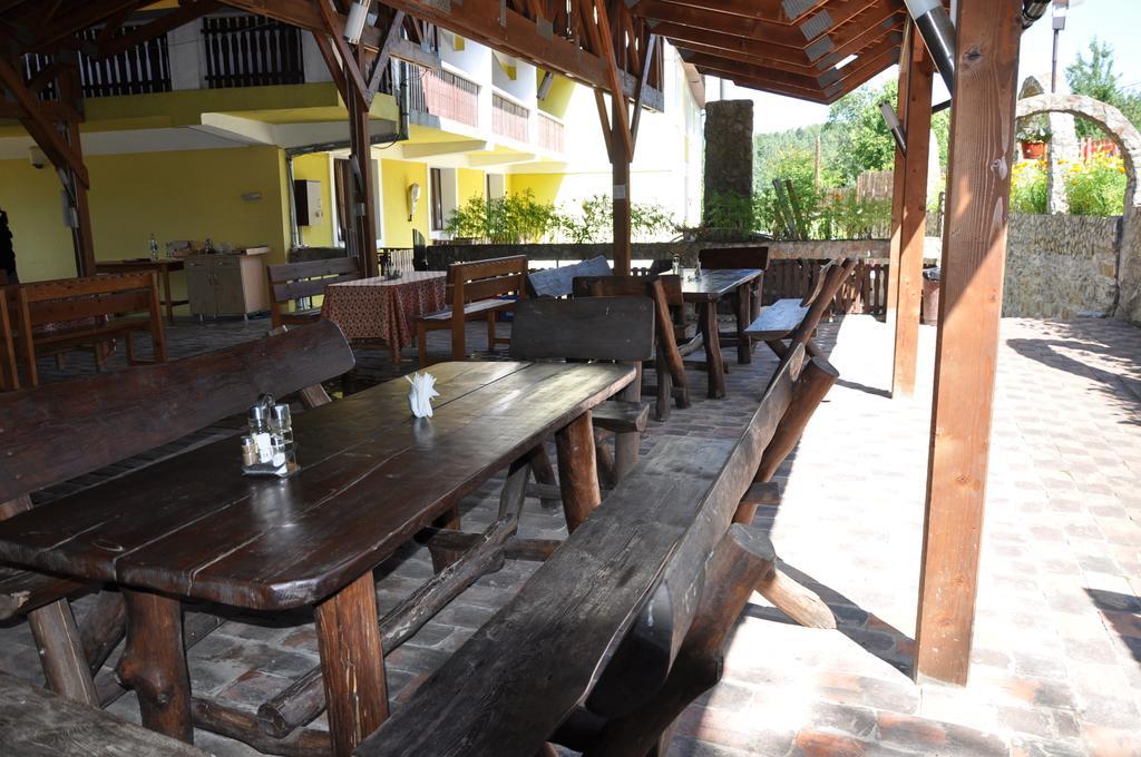 Cabana Claris Valiug Exterior photo